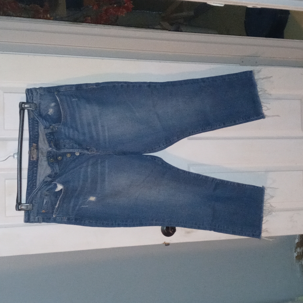Torrid Cropped jeans